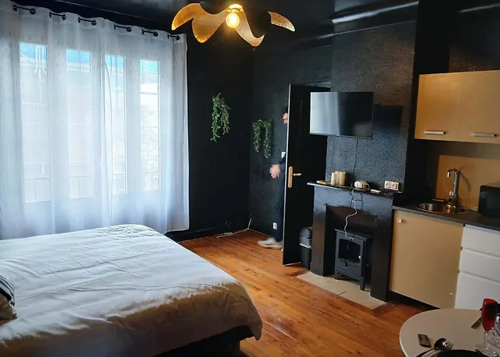 La Penombre Spa Apartment *